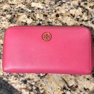 Tory Burch Robinson Wallet